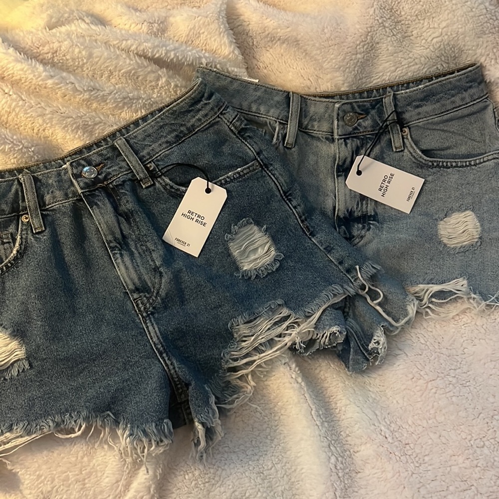 Selling together. never worn forever 21 Jean shorts with rips.